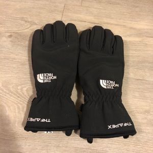 black gloves | the north face | xs